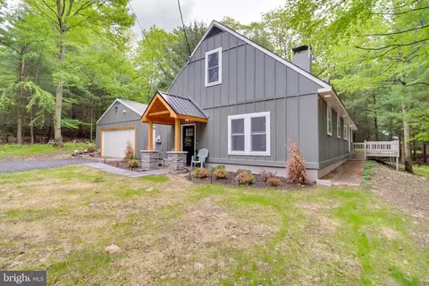 1563 Sullivan Trl, Tannersville, PA 18372