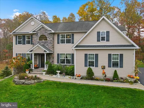 603 Washington Xing, East Stroudsburg, PA 18301