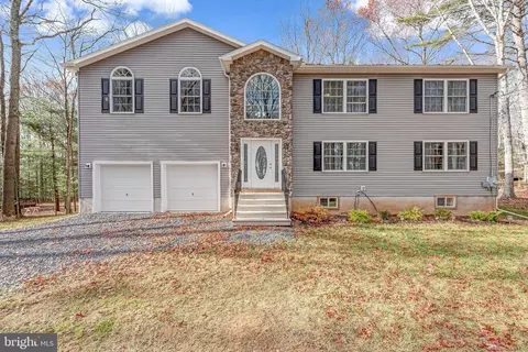 117 Edgewood Ln, Kunkletown, PA 18058