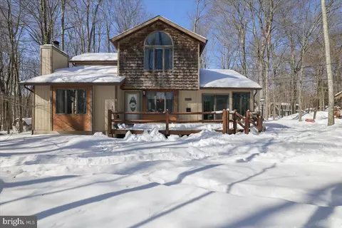 157 Selig Rd, Pocono Lake, PA 18347