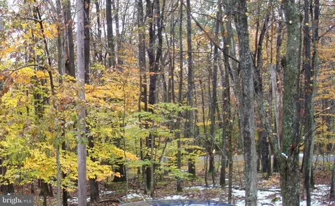 604605 Wagner Way, Pocono Lake, PA 18347