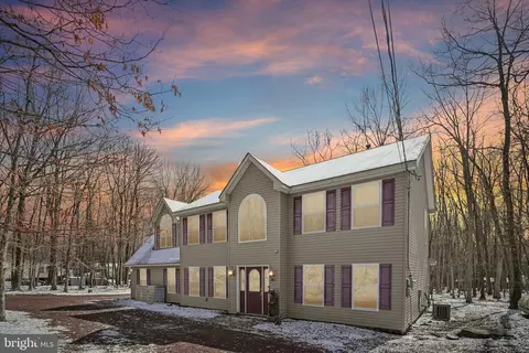 244 Tenawa Rd, Albrightsville, PA 18210