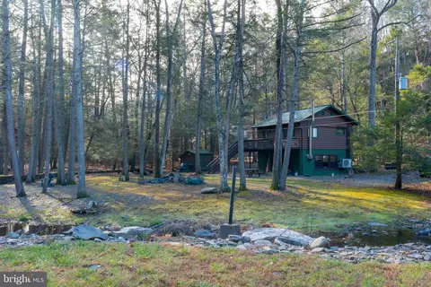 2138 Bridge Side Dr, East Stroudsburg, PA 18302