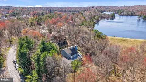 191 Beaver Dam Rd, Long Pond, PA 18334