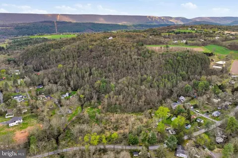 Greenzweig Road, Kunkletown, PA 18058