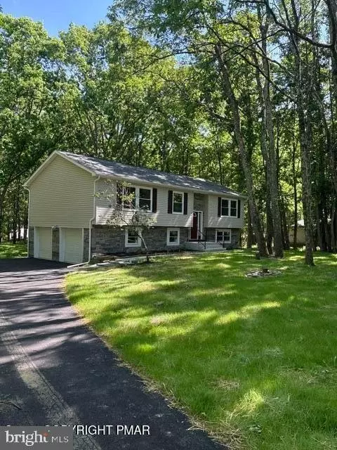 244 Upper Ridge Dr, Effort, PA 18330