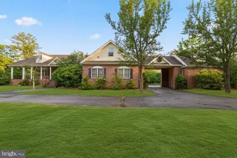 267 Scenic Dr, Blakeslee, PA 18610