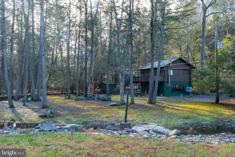 2138 Bridge Side Dr, East Stroudsburg, PA 18302