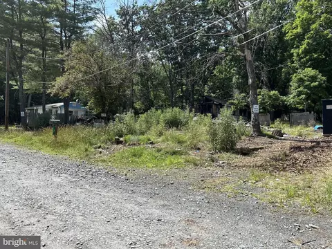 3 Filbert Ln, Effort, PA 18330 photo 3