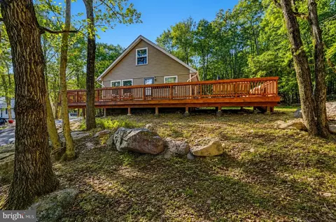 41 Arciel Dr, Albrightsville, PA 18210