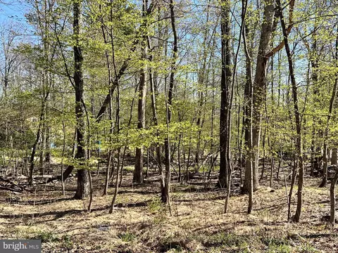 Chickadee Way, East Stroudsburg, PA 18302