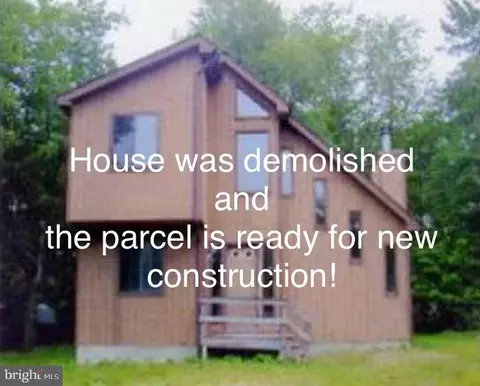 6461 Marvin Gdns, Tobyhanna, PA 18466
