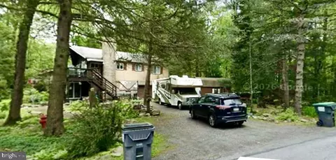 104 Spyglass Hill Rd, Tobyhanna, PA 18466