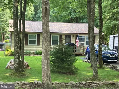 248 Tenawa Rd, Albrightsville, PA 18210