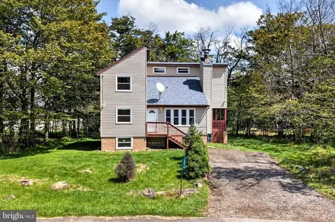 1894 Pinecrest Ct #K739, Tobyhanna, PA 18466