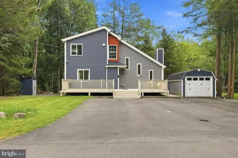 5121 Eagle Pl, Pocono Summit, PA 18346