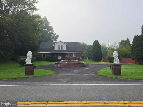 2115 W Main St, Stroudsburg, PA 18360
