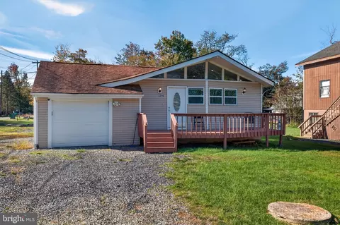 1119 Knollwood Dr, Tobyhanna, PA 18466