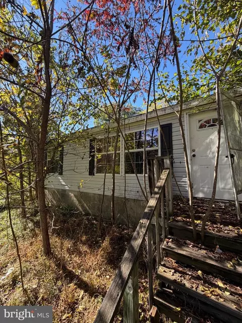 1208 Herbst Ave, Saylorsburg, PA 18353