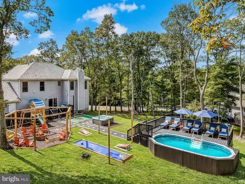 170 Summerton Cir, East Stroudsburg, PA 18301