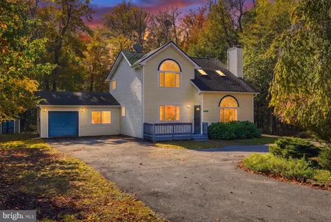 1016 Kilmer Rd, Tobyhanna, PA 18466