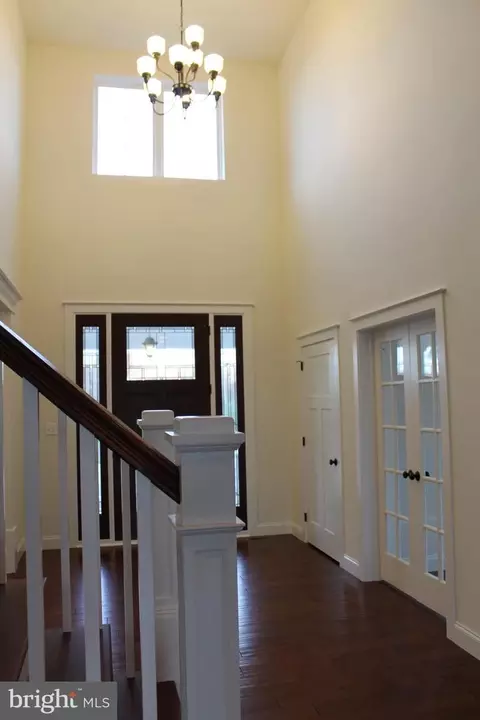 2670 Long Ridge Dr, Hellertown, PA 18055 photo 3