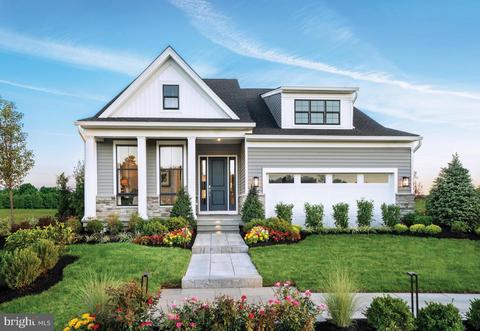 7022 Pond Way, Bath, PA 18014