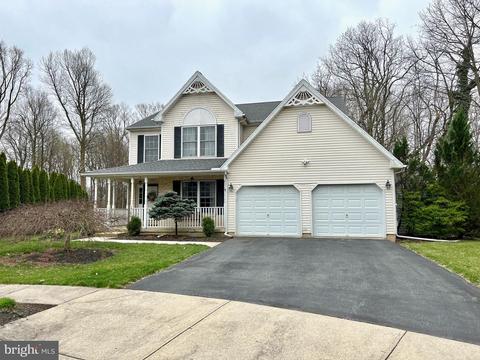1766 Zinfandel Ct W, Easton, PA 18045