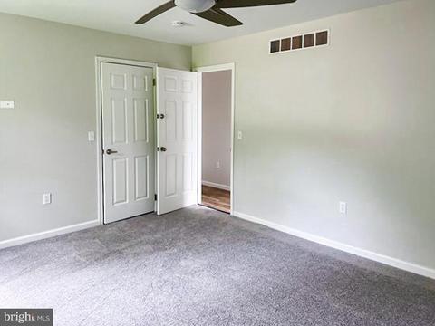 521 Easter Ter, Bath, PA 18014 photo 18