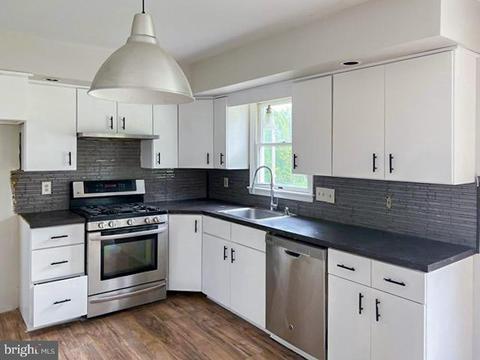 521 Easter Ter, Bath, PA 18014 photo 12