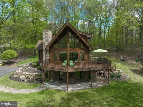 314 Bougher Hill Rd, Easton, PA 18042