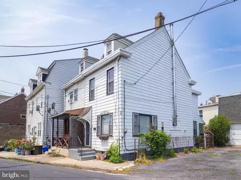 729 Wolf Ave, Easton, PA 18042