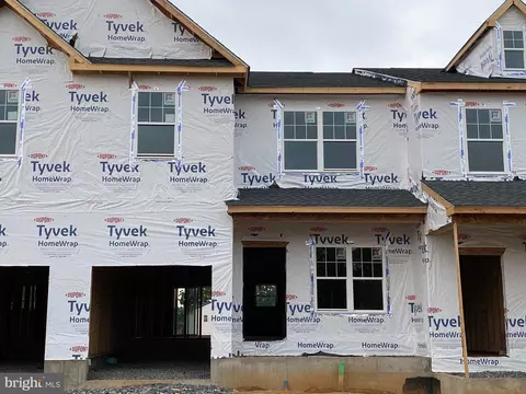 64 Timber Trl #93, Palmer Township, PA 18045