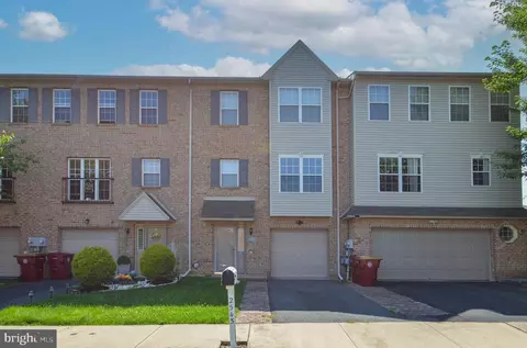 2543 Chestnut Ln, Easton, PA 18040