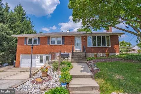 601 Apple St, Hellertown, PA 18055
