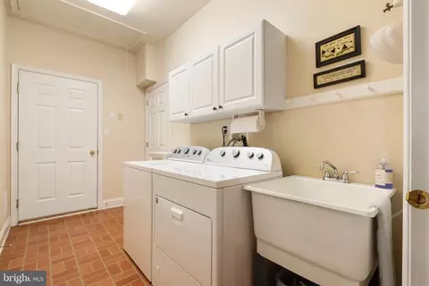 1849 Gregory Pl, Hellertown, PA 18055 photo 16