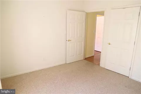 1889 Caryn Dr, Hellertown, PA 18055 photo 10