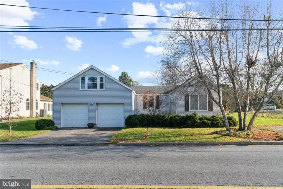 391 S Nulton Ave, Easton, PA 18045 34 Photos Movoto