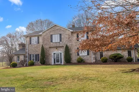 6130 W Main Blvd, Bath, PA 18014