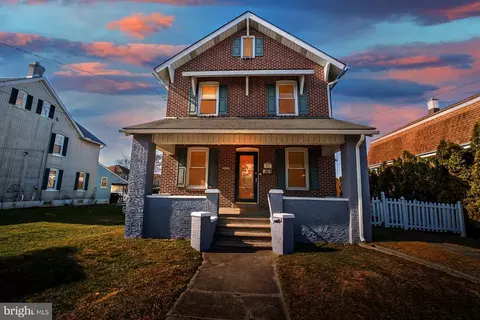 416 Cypress St, Catasauqua, PA 18032
