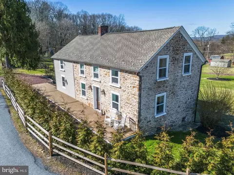 3738 Wilhelm Rd, Hellertown, PA 18055