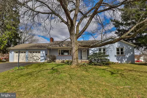 2707 Broad St, Easton, PA 18045