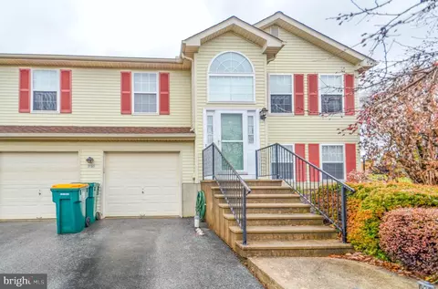 3157 Florian St, Easton, PA 18045