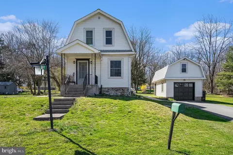 3612 Strauss Ave, Bethlehem, PA 18015
