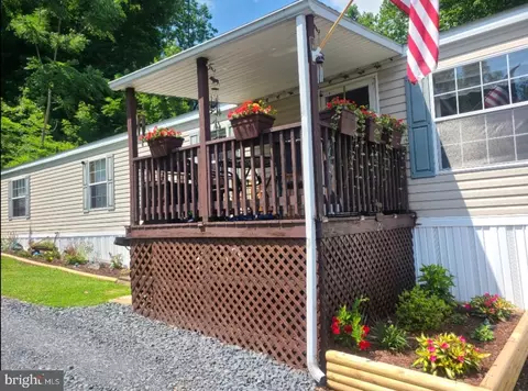 360 S Delaware Dr #20, Easton, PA 18042