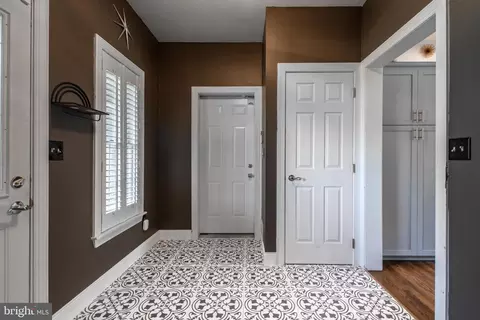 Entry Way - 1843 Meadows, Hellertown, PA 18055 photo 3 of 9