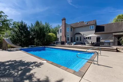 Exterior - 1843 Meadows, Hellertown, PA 18055 photo 5 of 10