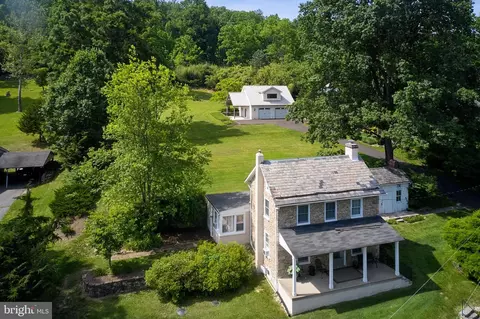 210 Sunnyside Rd, Easton, PA 18042