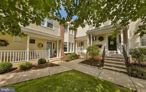 3439 Park Pl, Bethlehem, PA 18017