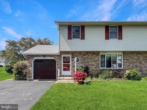 4065 Nicole Pl, Easton, PA 18045